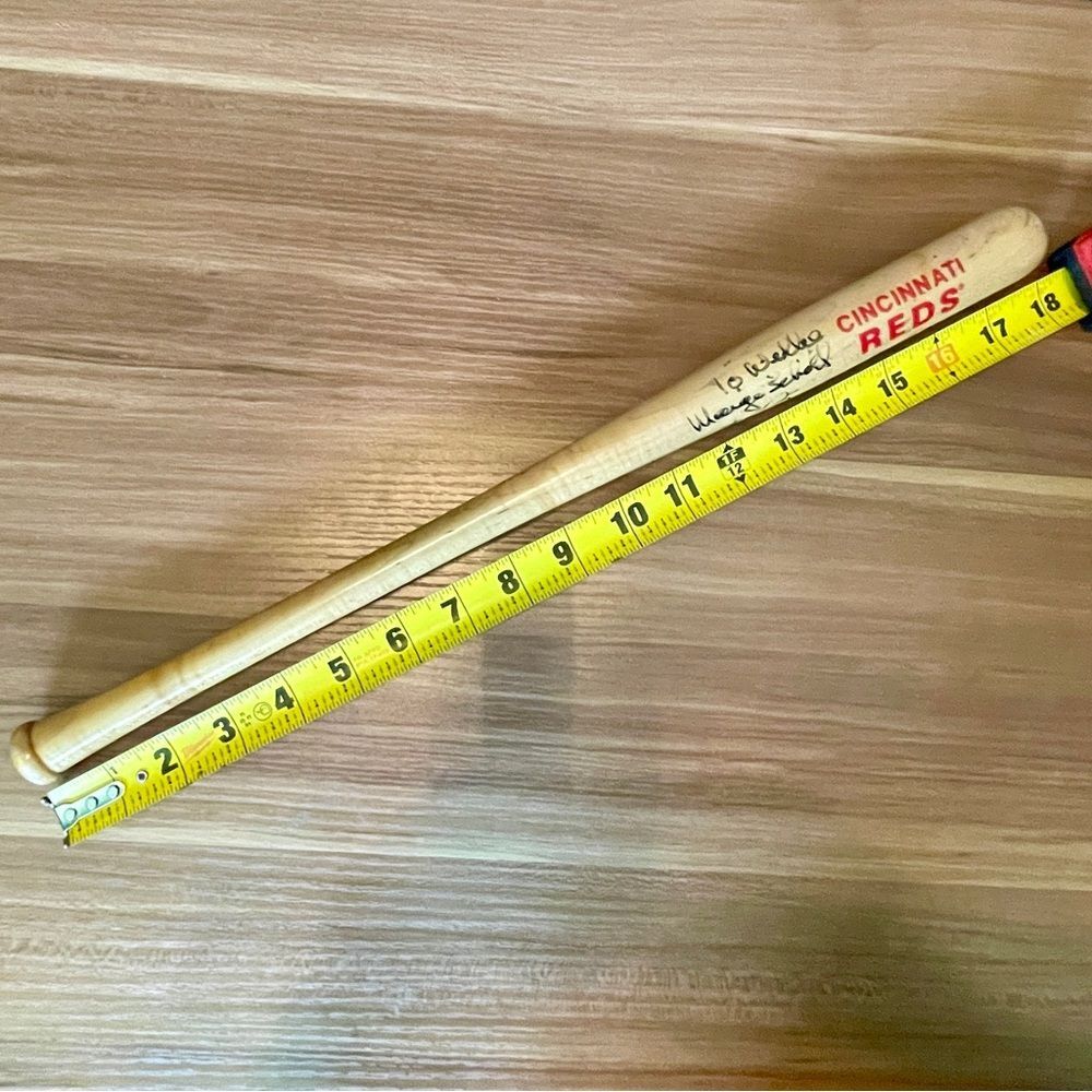 Autographed Marge Schott Cincinnati Reds Mini Bat - Picture 2 of 7